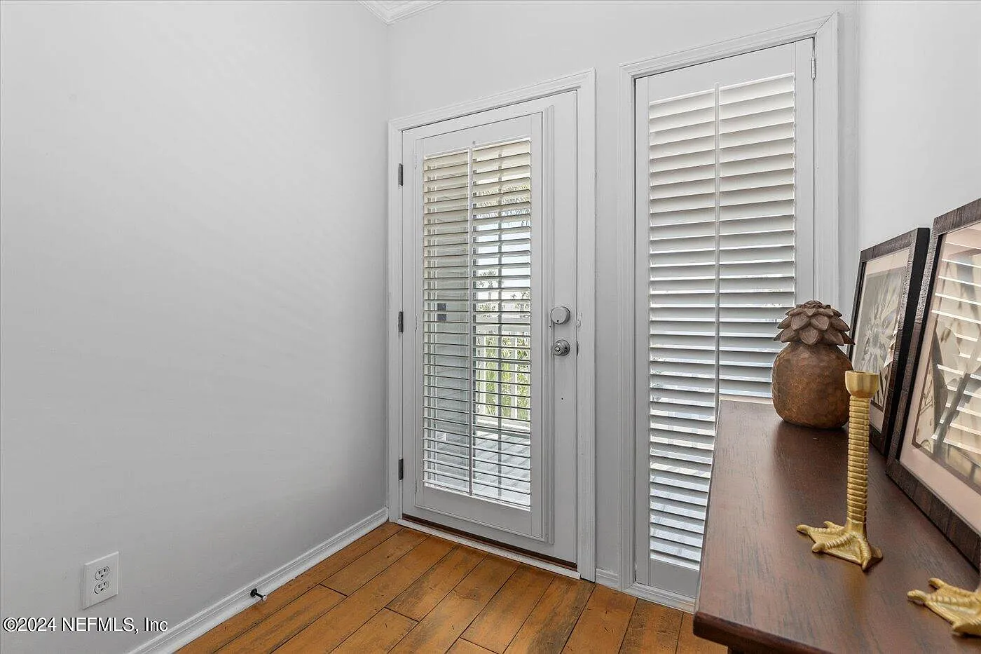 3 bed, 2.0 bath, 1440 sqft, $5,300 — Photo 4