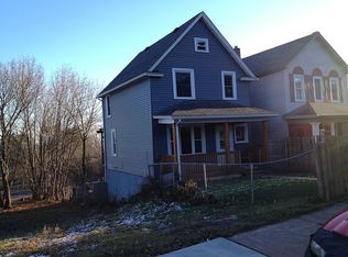 822 E 7th St, Duluth, MN 55805