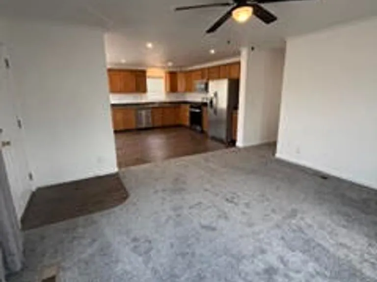 208 Onandaga Ave — Photo 4