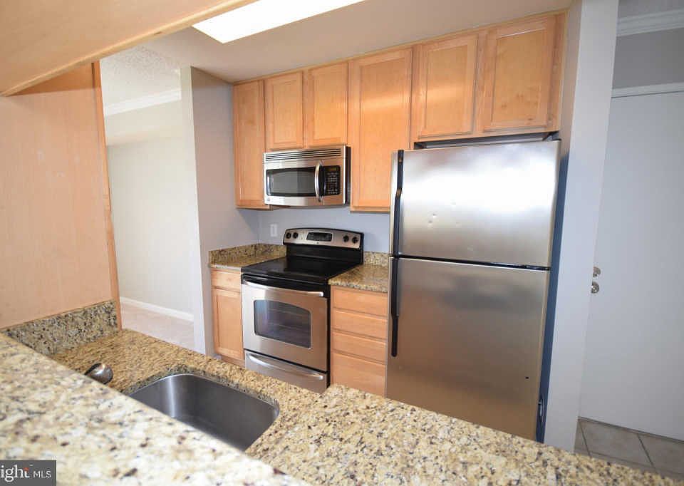 1st image of 15627 Horseshoe Ln
