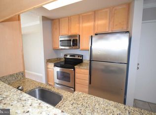 15627 Horseshoe Ln, Woodbridge, VA 22191