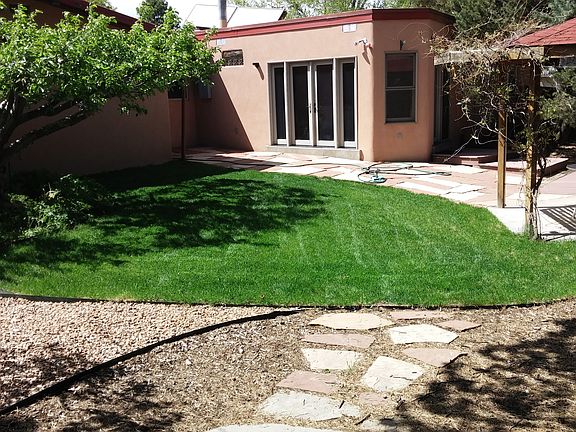 3rd image of 113 Bandelier Ave