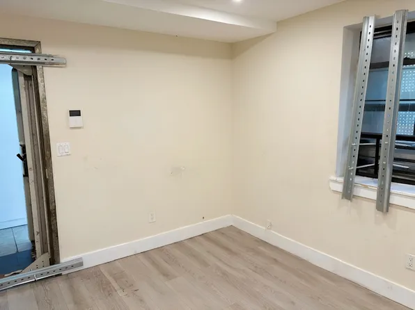 2517 Snyder Avenue image 6 of 14