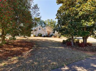 616 Redbud Ln, Stockbridge, GA 30281