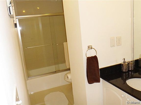 5th image of 4001 S Ocean Dr APT 15F