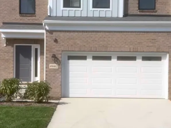 49521 Coldwater Ridge Dr, Northville, MI 48168