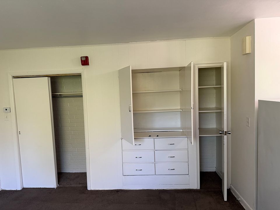 1st image of 8112 Pine Rd
