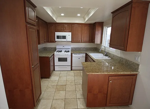2110 Farrell Ave #19S — Photo 3