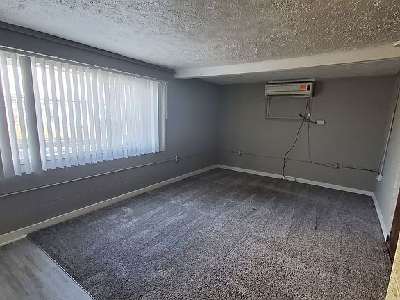2nd image of 424 W Cornhusker Hwy APT 1