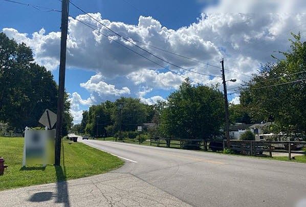 2nd image of 7233 Shaker Rd