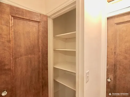 Rented by Sovereign Associates | media 10