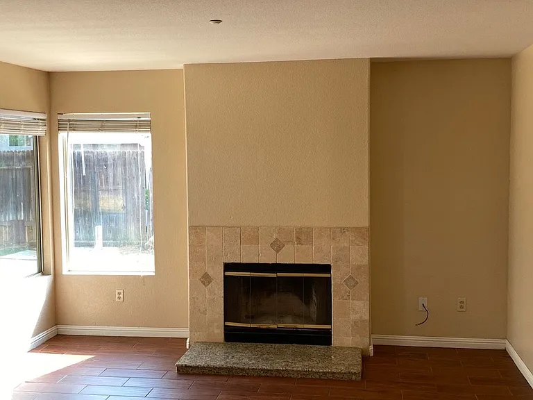 15626 Granada Dr — Photo 8