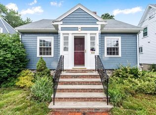 51 Fairlawn St, Malden, MA 02148