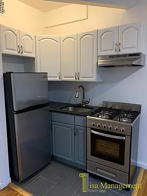 Rented by Lisa Management Inc | media 18