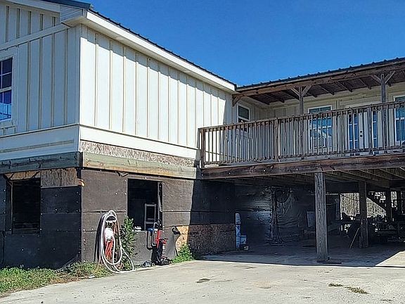 3rd image of 5233 Bayouside Dr