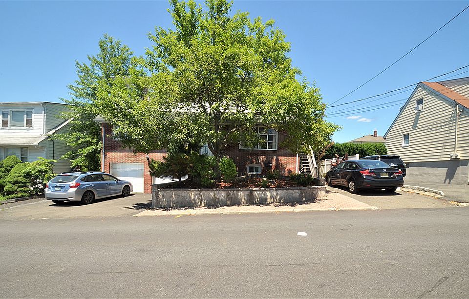 1st image of 48 Whitaker Ave