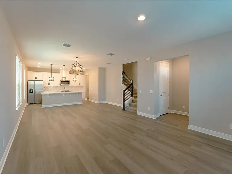 4991 Railroad Vine Aly — Photo 2