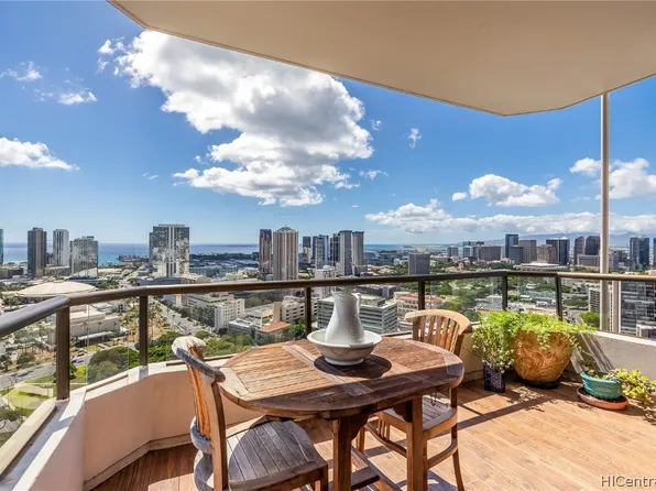 1221 Victoria St #Penthouse 2, Honolulu, HI 96814