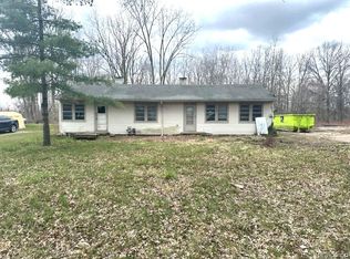 20130 Sherwood Rd, Belleville, MI 48111