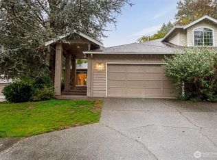 4823 165th Pl SW, Edmonds, WA 98026