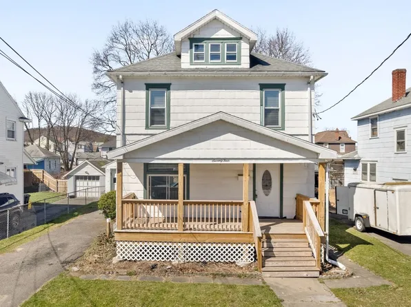 74 Elizabeth St, Johnson City, NY 13790
