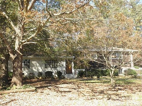 3263 Foxwood Trail