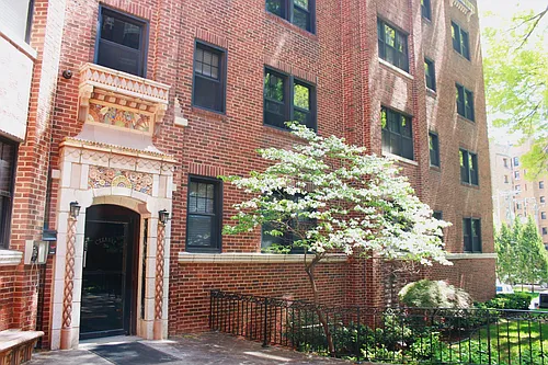 Rousseau and Cezanne Apartments Photo 1