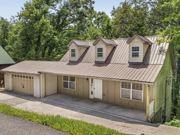644 Monte Wood Cir, Pigeon Forge, TN 37863