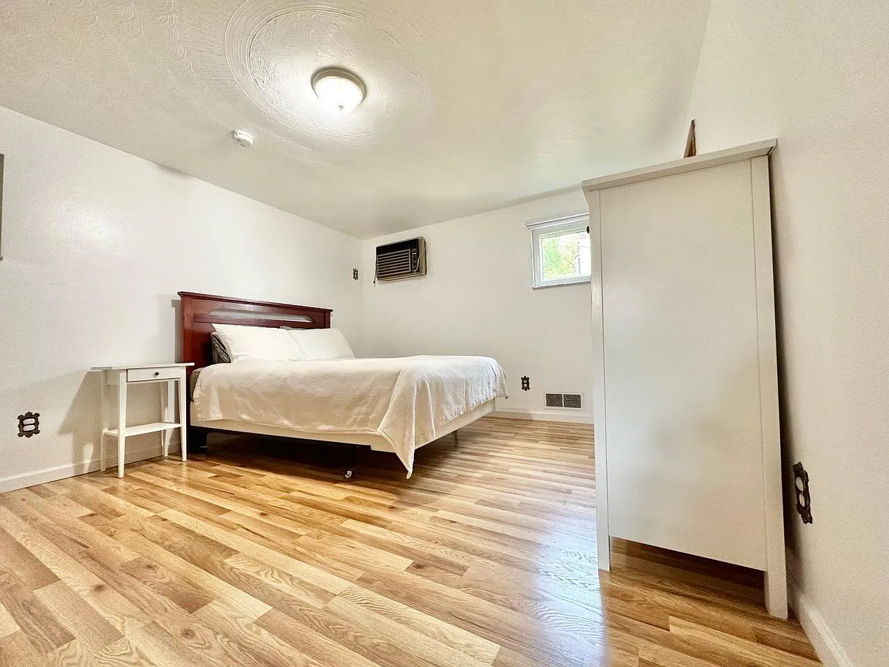 3 bed, 1500 sqft, $2,650 — Photo 4