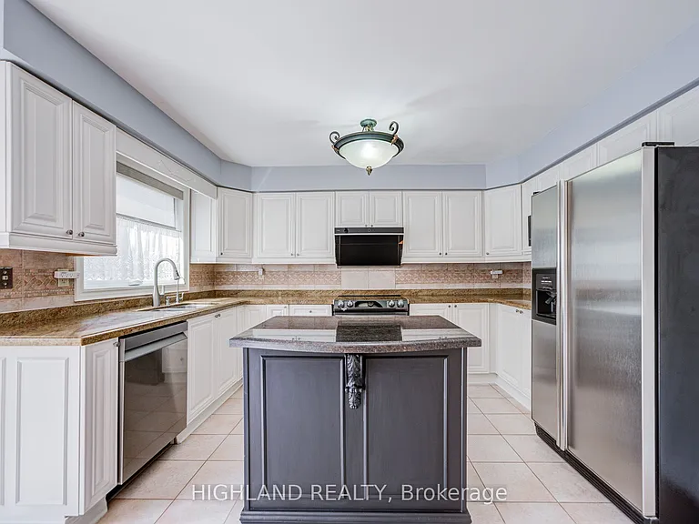 1472 Bayshire Dr — Photo 8