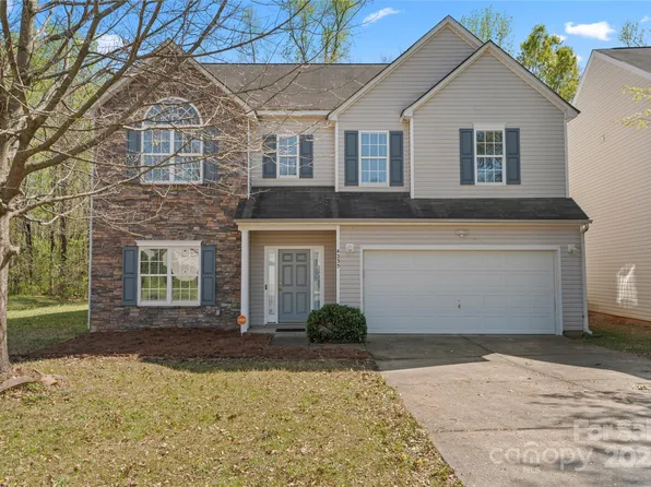 4235 Springhaven Dr, Charlotte, NC 28269
