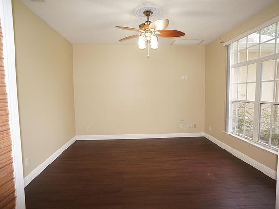 4th image of 5737 Newbury Cir