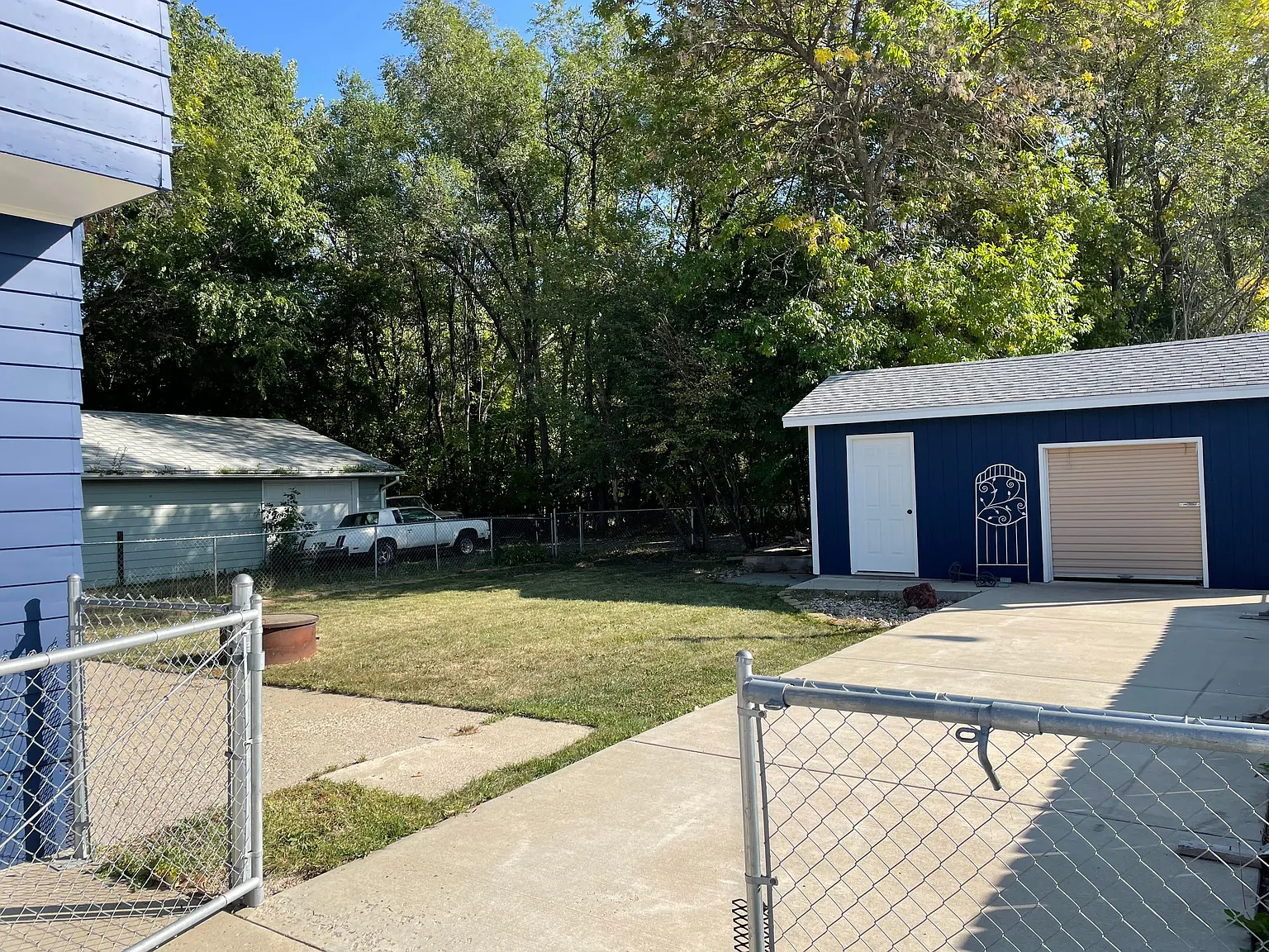 3 bed, 1.0 bath, 1000 sqft, $1,500 — Photo 3