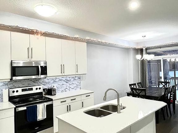 5th image of 1375 Whetherfield St #80