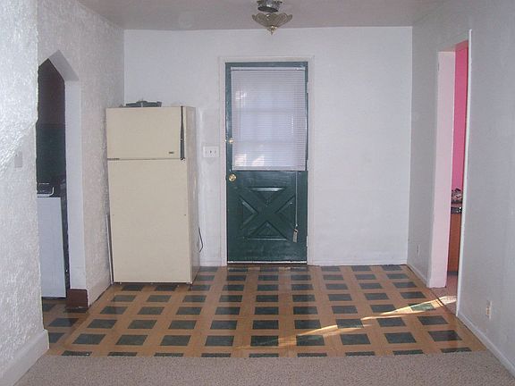 5th image of 2726 Bildahl St