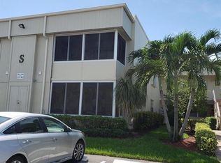 904 Flanders S, Delray Beach, FL 33484