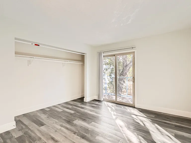 Ava North & South — Photo 25