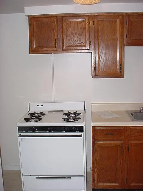 2 bed, 756 sqft, $1,200 — Photo 3