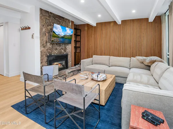300 E Lionshead Cir #211, Vail, CO 81657