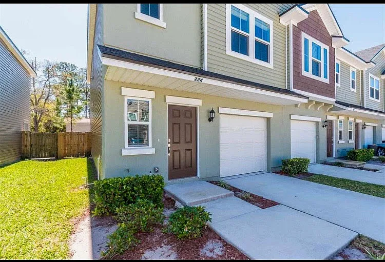 126 Moultrie Village Ln #1 — Photo 4