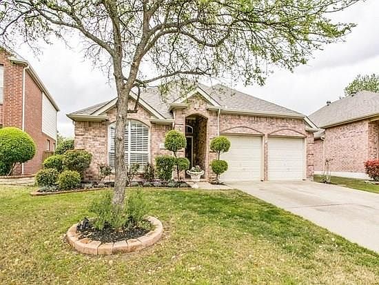 1st image of 2216 Killarney Dr