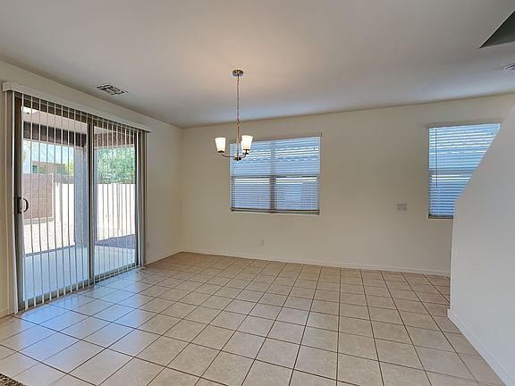 5th image of 14386 W Valentine St