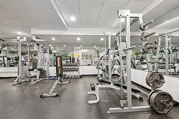 Rented by Douglas Elliman | media 22