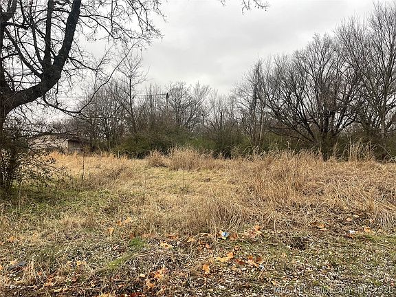 2nd image of 721 S 20th St