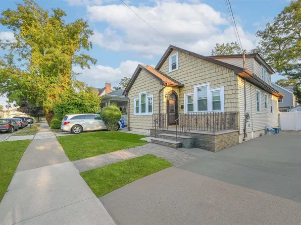 170 Leverich Street, Hempstead, NY 11550