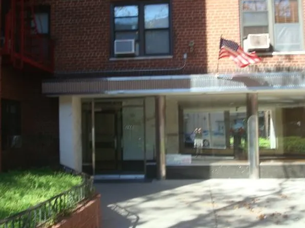 2680 East 19th Street image 1 of 1