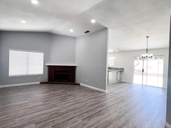 37445 Sheffield Dr, Palmdale, CA 93550
