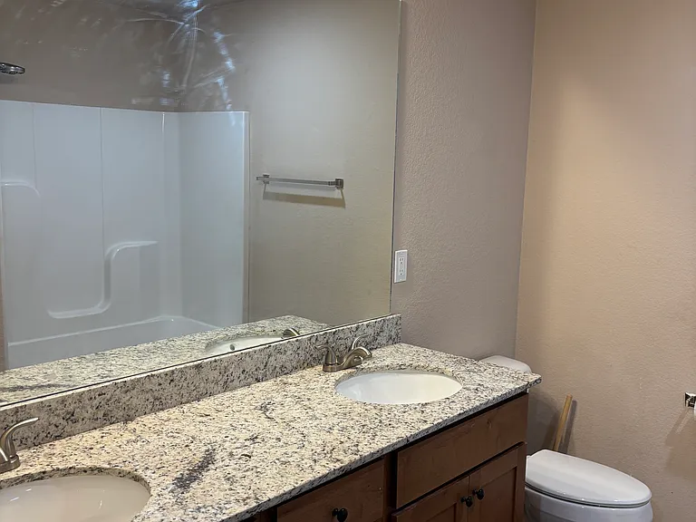 450 Rineel Ave — Photo 13