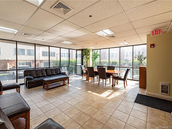 1611 Washington Boulevard