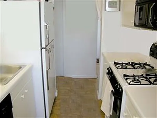 Rented by Douglas Elliman | media 10